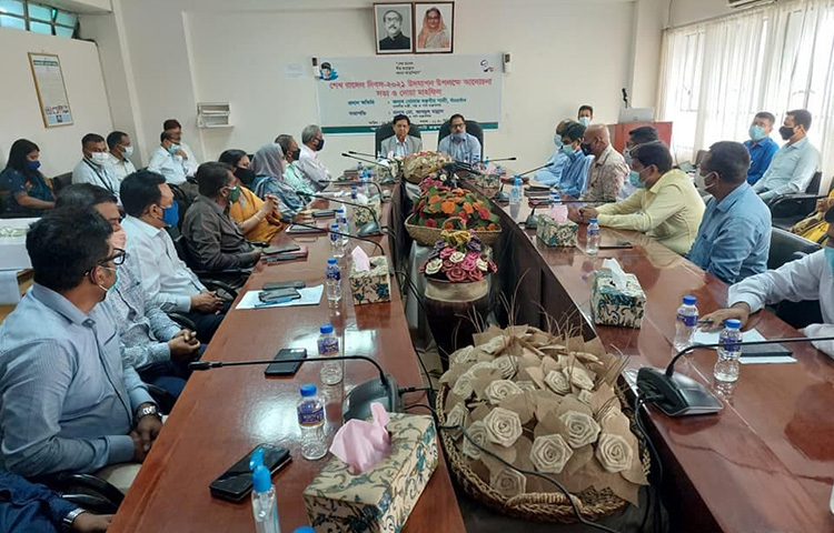 আজ শেখ রাসেল দিবস-২০২১ উদযাপন উপলক্ষে বস্ত্র ও পাট মন্ত্রণালয় আয়োজিত আলোচনা সভা ও দোয়া মাহফিলে প্রধান অতিথি হিসেবে উপস্থিত ছিলেন বস্ত্র ও পাটমন্ত্রী গোলাম দস্তগীর গাজী। ছবি: জাগো নিউজ