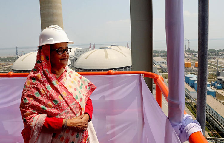 উদ্বোধনী ভাষণে প্রধানমন্ত্রী বলেন, আলোর পথে উন্নয়ন-সমৃদ্ধির পথে আমাদের এই যাত্রা কেউ দমাতে পারবে না। বঙ্গবন্ধু স্বাধীনতা অর্জনের অনেক পূর্বেই এ অঞ্চলে বিদ্যুতায়নের বিষয়টি অত্যন্ত গুরুত্বের সঙ্গে অনুধাবন করেছিলেন। ছবি: সালাহ উদ্দিন জসিম