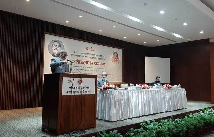 আজ রাজধানীর শেরেবাংলা নগরের জাতীয় অর্থনৈতিক পরিষদে (এনইসি) বক্তৃতা করেন পরিকল্পনামন্ত্রী এম এ মান্নান বলেছেন। ছবি: জাগো নিউজ