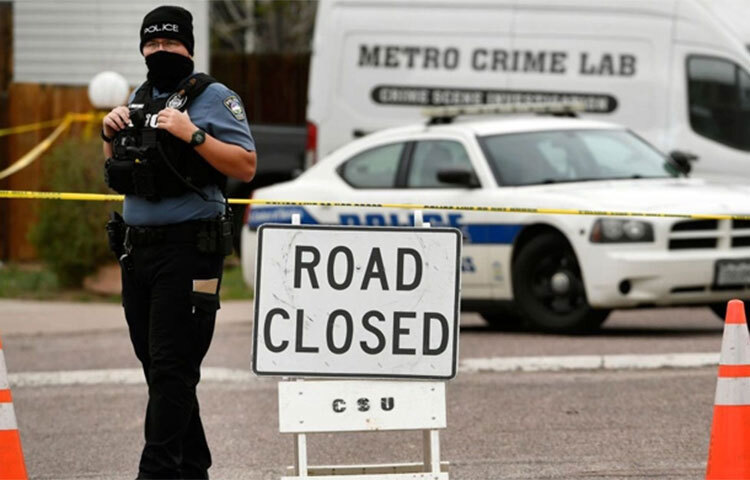 যুক্তরাষ্ট্রের তিন শহরে বন্দুক হামলায় কমপক্ষে ৯ জন নিহত হয়েছে। আহত হয়েছে আরও দুই ডজন মানুষ। ছবি: সংগৃহীত