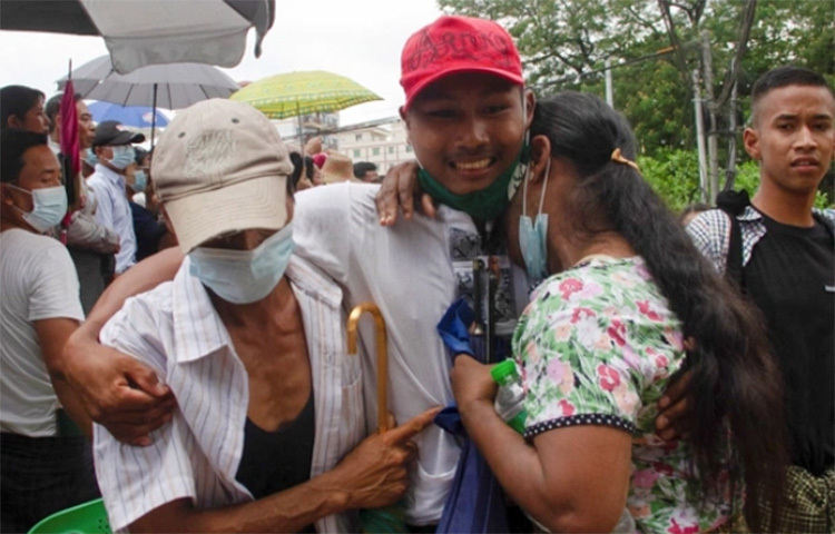 মিয়ানমারের জান্তা সরকার নববর্ষের ক্ষমার অংশ হিসেবে দেশজুড়ে ২৩ হাজারের বেশি বন্দিকে মুক্তির আদেশ দিয়েছে। ছবি: সংগৃহীত