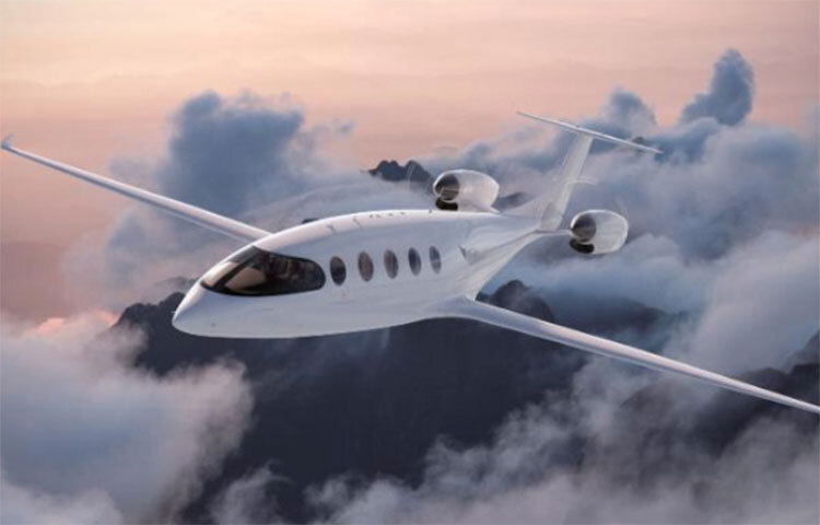 উড্ডয়নের জন্য প্রস্তুত বিশ্বের প্রথম যাত্রীবাহী সম্পূর্ণ বৈদ্যুতিক প্লেন। অ্যালাইস নামের প্লেনটি তৈরি করেছে ইসরায়েলের একটি এভিয়েশন কোম্পানি। ছবি: সংগৃহীত