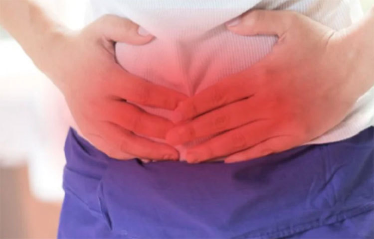 বিজ্ঞানীরা বলছেন, প্রতিদিন মলত্যাগের সময় একবার অন্তত মলের রঙ দেখুন। না হলে অজান্তেই বাসা বাঁধতে পারে মারণ রোগ, সেই সাথে চিকিৎসায় দেরি হয়ে যাওয়ার সম্ভাবনা থাকে। মলের রঙই জানিয়ে দেয়, শরীরে কোনও রোগ বাসা বাঁধছে কি না। বিশেষ করে কোলন ক্যান্সার বা রেক্টাল ক্যান্সার। জানাচ্ছেন ব্রিটেনের বিখ্যাত চিকিত্সা বিজ্ঞানীরা।