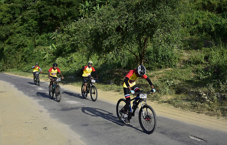 মাংসপেশির গঠনে চমৎকার কাজ করে সাইক্লিং। বিশেষ করে শরীরের নিচের অংশের গঠনে বিশেষ ভূমিকা রাখতে পারে সাইক্লিং। ছবি: সংগৃহীত
