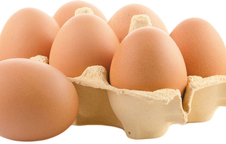 আঠা হিসেবে: বাড়িতে আঠা শেষ হলে ময়দা, চিনি, ডিমের সাদা অংশ আর অল্প পানি মিশিয়ে তৈরি করা যাবে আঠা। সেই আঠাই ব্যবহার করতে পারেন বিকল্প হিসেবে।