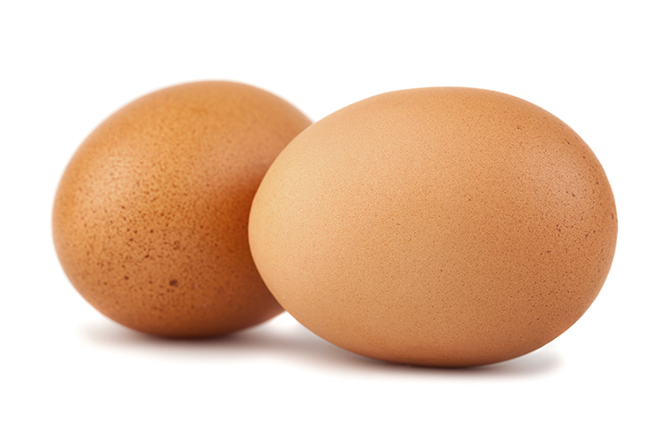 ভিটামিন বি সিক্স ও বি টুয়েলভ এই দুটি ভিটামিনও প্রচুর পরিমাণে থাকে ডিমে। যা রোগ প্রতিরোধ ক্ষমতা শক্তিশালী করতে জরুরি।