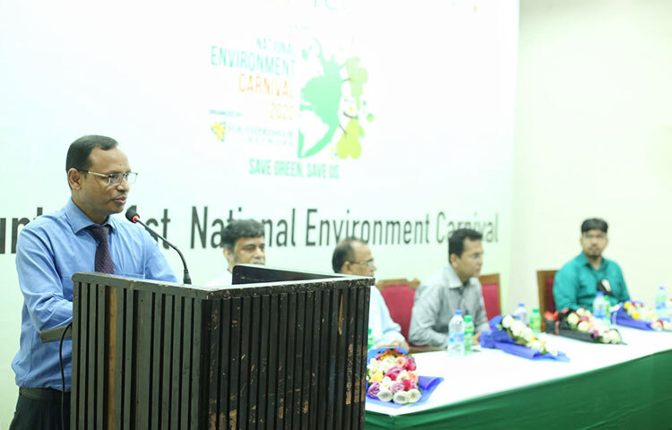 উৎসবে জানানো হয়, বিদেশে গিয়েও দেখেছি তরুণরা প্রাণ-আরএফএলের পণ্য ব্যবহার করে। বিদেশে আমাদের দেশের পণ্য রপ্তানি করছে এটা আমাদের দেশের জন্য গর্বের বিষয়। ছবি: জাগো নিউজ