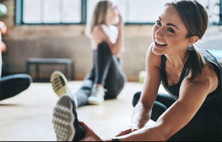 কখনোই ভরা পেটে শরীরচর্চা করবেন না। এর ফলে হজমের মারাত্মক সমস্যা হতে পারে। দেখা দিতে পারে অন্যান্য শারীরিক সমস্যাও। এই বিষয়গুলো খেয়াল রাখতে পারলেই ঘরোয়া উপায়ে শরীরচর্চাতেও বিপদমুক্ত থাকা সম্ভব।