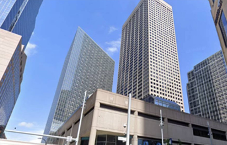 ফ্রাঙ্কের জন্ম ১৮৮৭ সালের ২০ ফেব্রæয়ারি আমেরিকার মিনিয়াপোলিসের একটি খ্রিস্টান পরিবারে। বাবা রিচার্ড জোনস এবং মা এলেন এলিজাবেথ। তিন ভাইবোন ছিলেন তারা। ছবি: সংগৃহীত