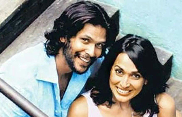 কেন তার মাথায় সেরা-র তাজ বসল না? তার জন্য মধু দায়ী করেন প্রশ্নোত্তর রাউন্ডকেই। তার কথায়, তাদের বলা হয়েছিল তারা যেটা ঠিক মনে করছেন, সে কথাই যেন উত্তরে বলেন। উত্তর পলিটিক্যালি কারেক্ট করার কোনো প্রয়োজন নেই।