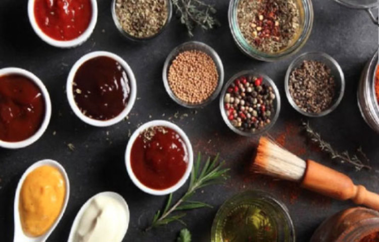 মাউন্ট সিনাই স্কুল অফ মেডিসিনের একটি গবেষণা বলছে গ্যাস্ট্রিক ক্যান্সারের একটি বড় কারণ আচার। ভারতীয়রা এই বস্তুটি খেতে ভালবাসে কমবেশি।