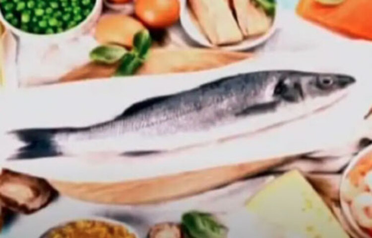 যে কোনো অসুখ থেকে দূরে থাকতে আর শরীর সুস্থ রাখতে খাবার পাতে সবুজের ছোঁয়া দরকার। অতএব পাত জুড়ে সবুজ শাক-সবজি রাখুন। যাদের দুধ বা ডিমে অ্যালার্জি আছে তারা নিশ্চিন্তে ব্রোকোলি খেতে পারেন।