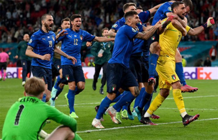 গোলরক্ষক জিয়ানলুইজি ডোনারুমার অসাধারণ নৈপূণ্যে জয় হলো ইতালির। ছবি: সংগৃহীত
