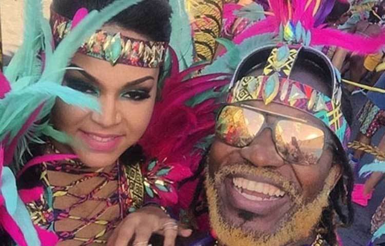 ভাবছেন, হিমালয় কন্যা আবার কে! আর রহস্য নয়। এবার সোজা কথায় আসা যাক। নেপালের ঘরোয়া টি-টোয়েন্টি লিগে খেলবেন বলে জানিয়েছেন গেইল। আর কে না জানে, নেপাল তো হিমালয় কন্যা!