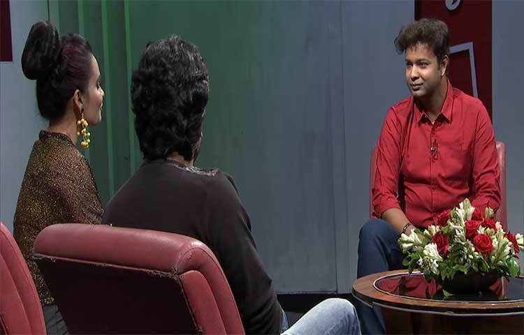 তারা কথা বলেছেন নিজেদের জনপ্রিয় কিছু গান এবং গানগুলোর ভিডিও তথা মিউজিক ভিডিও সম্পর্কে। আর তাদের আলাপচারিতার ফাঁকে ফাঁকে থাকছে সেইসব ভিডিওর সম্প্রচার।