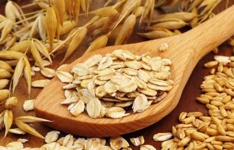 আঁশযুক্ত খাবার: প্রতিদিন খাবারের তালিকায় সামান্য আলু সেদ্ধ বা আলুর তরকারি থাকতে পারে। আঁশযুক্ত খাবারের কথা অবশ্যই মাথায় রাখতে হবে।