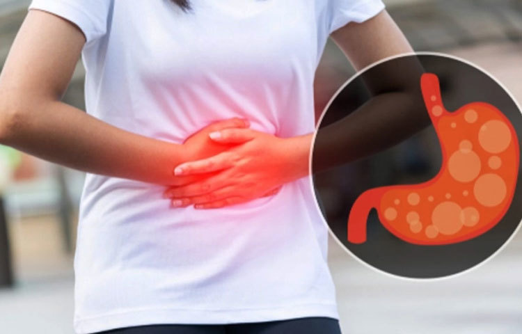 হজমের সমস্যা, বুক জ্বালা বা গ্যাস অম্বলে আদা অত্যন্ত কার্যকরী।