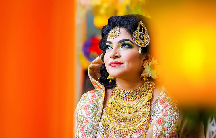 বিয়ের আগে নারীরা ছেলেদের তুলনায় অত্যন্ত বেশি উৎসাহিত হয়। গুগলে গিয়ে নানান ধরনের সার্চ করেন নারীরা। ছবি: সংগৃহীত