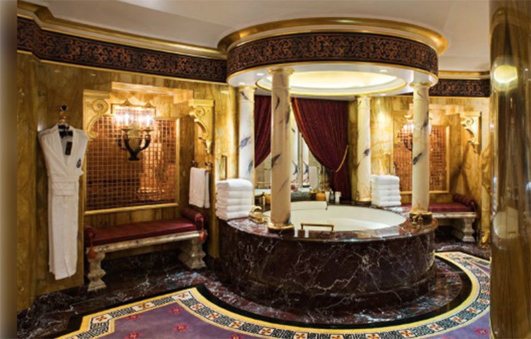 ডলস হানোই গোল্ডেন লেক-এ থাকতে গেলে গুণতে হবে ন্যূনতম ২৫০ মার্কিন ডলার থেকে। অর্থাৎ ভারতীয় মুদ্রায় প্রায় ১৯ হাজার টাকা। অতিথিরা চাইলে হোটেলের অ্যাপার্টমেন্ট ভাড়া করতে পারবেন। তবে সেই অ্যাপার্টমেন্ট ভাড়া খানিকটা কম।