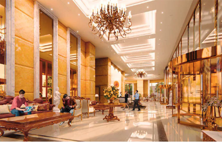 হোটেলে কোনও গেস্ট কফি খেতে চাইলে, তাকে সোনার কাপে কফি পরিবেশন করা হবে।