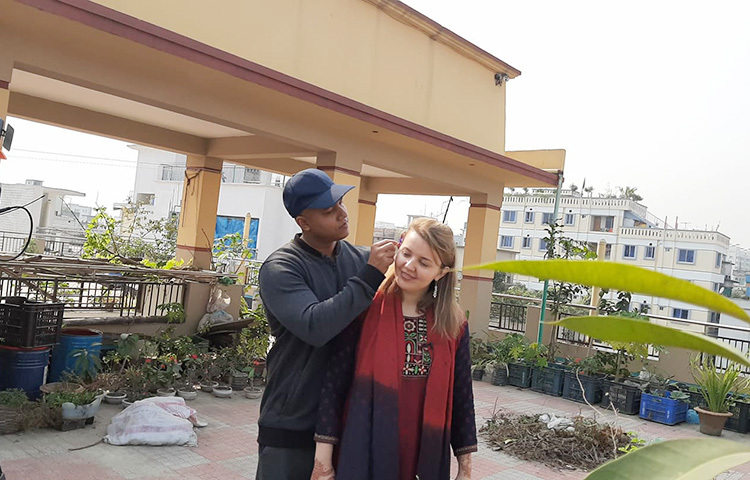 হাবিব এখন জার্মানির একটি ইঞ্জিনিয়ারিং কনসালটিং ফার্মে ইন্টারন্যাশনাল প্রজেক্ট ম্যানেজার হিসেবে কর্মরত। নাতালিয়া কাজ করছেন ফার্মাসিস্ট হিসেবে। তারা থাকছেন জার্মানির পূর্বাঞ্চলের সাক্সনি অঙ্গরাজ্যের কেমনিজ শহরে। ছবি: জাগো নিউজ