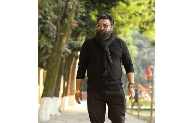 মন খারাপের খবর হলো, এ চরিত্রটিকে মিস করতে যাচ্ছেন দর্শক। এ নাটকে মজার মজার সংলাপ নিয়ে আর হাজির হবেন না হাবু ভাই। গল্পের প্রয়োজনে হাবু ভাই চরিত্রটিকে বিদেশে পাঠিয়ে সরিয়ে দেয়া হয়েছে। ছবি: সংগৃহীত