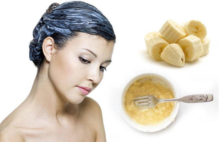 এছাড়া একই উপায়ে কলাটি ম্যাশ করে, এতে কয়েক ফোঁটা সরিষার তেল ভালো করে মিশিয়ে চুলে ভালো ভাবে দিয়ে। আধা ঘন্টা পর শ্যাম্পু দিয়ে ধুয়ে ফেলুন। মনে রাখবেন যে ঘন হওয়ায় সরষের তেল বেশি ব্যবহার করবেন না। এটি থেকে বেরিয়ে আসতে আপনার অনেক সময় লাগে।