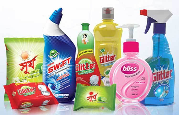 জীবাণুনাশক হ্যান্ডওয়াশ: প্রতিবার খাবার তৈরির আগে ও পরে, খাবার খাওয়ার আগে ও পরে, বাথরুম ব্যবহারের আগে ও পরে, বাইরে থেকে বাসায় আসার সঙ্গে সঙ্গেই জীবাণুনাশক হ্যান্ডওয়াশ দিয়ে হাত ধুয়ে নিন। এর বাইরেও জীবাণুনাশক হ্যান্ডওয়াশ দিয়ে হাত ধোয়ার প্রয়োজনীয়তা পড়তে পারে বারবার।