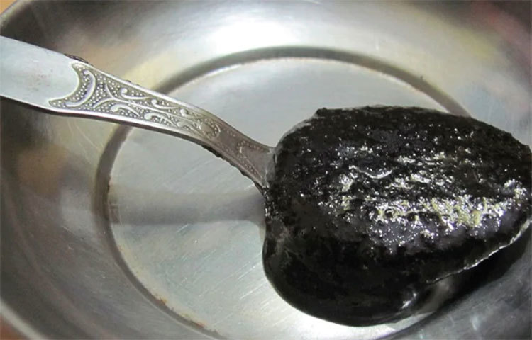 প্রতিদিন অন্তত দশগ্রাম চবনপ্রাশ খাওয়ার পরামর্শ দেওয়া হয়েছে। ডায়াবিটিসের রোগীরা শর্করামুক্ত চবনপ্রাশ খেতে পারেন।