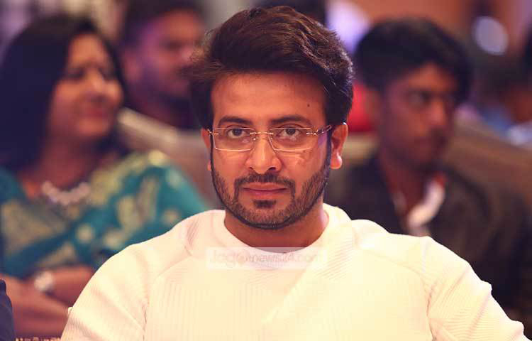 শাকিব খান: হাসিবুর রেজা কল্লোল পরিচালিত ‘সত্তা’ ছবিতে অভিনয় করে চতুর্থবারের মতো এ স্বীকৃতি পাচ্ছেন তিনি।