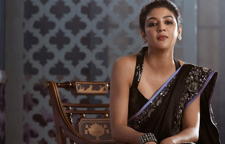 জয়া আহসান: ২০১৮ সালে মুক্তি পাওয়া ‘দেবী’ ছবিতে রানু চরিত্রে মুগ্ধতা ছড়ানো জয়া আহসানকে জাতীয় চলচ্চিত্র পুরস্কারে ভূষিত করা হয়েছে।