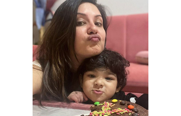 ২০২০ সালে কুণাল বর্মার সঙ্গে রেজিস্ট্রি বিয়ে করেন অভিনেত্রী পূজা বন্দ্যোপাধ্যায়। বিয়ের ঠিক পরেই তিনি অভিনয় জগৎ থেকে বিরতি নিয়ে নিয়েছিলেন। ছবি: সংগৃহীত