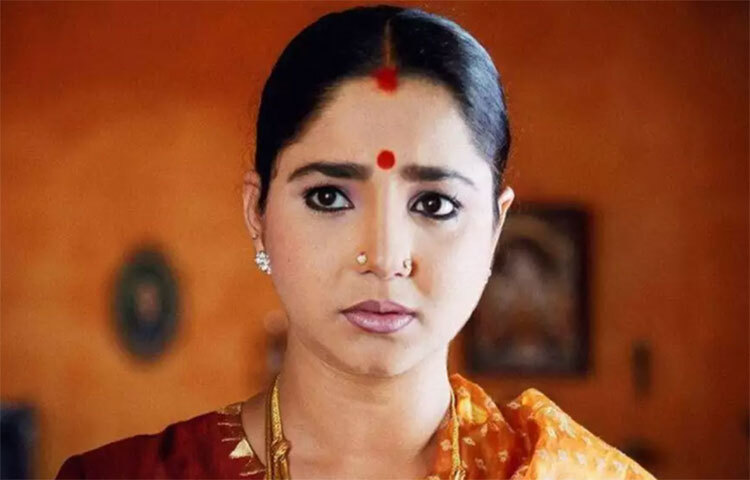 তার নাম ঐশ্বর্য। বাস্তব জীবনেও তার বৈভব কম ছিল না। নামের সঙ্গে সঙ্গতি রেখে একের পর এক সফল ছবির অভিনেত্রী হওয়ায় তার ঢের ‘ঐশ্বর্য’ ছিল। ছবি: সংগৃহীত