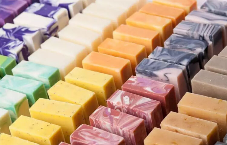 তেলুগু ছাড়াও তামিল, মালয়ালাম, কন্নর ছবির জগতেও তার জনপ্রিয়তা ছিল তুঙ্গে। ছবি: সংগৃহীত