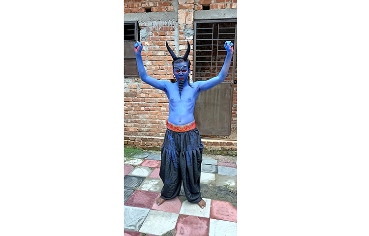 হিরো আলমের এ দৈত্যের এ ছবি তার ভক্তরা মুহূর্তেই লুফে নেন। ছবি: সংগৃহীত