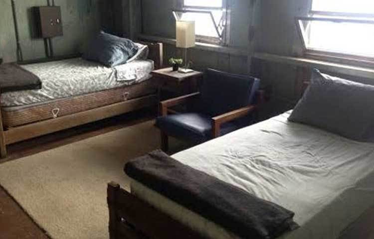 একজন পর্যটকের দু’রাত, তিন দিনের জন্য থাকা-খাওয়া খরচ পড়বে ৫৯৮ ডলার যা ভারতীয় মুদ্রায় ৪২ হাজার ৮৯৮ টাকা। এর মধ্যে হোটেল থেকে বোটে যাতায়াত খরচ অন্তর্ভুক্ত।