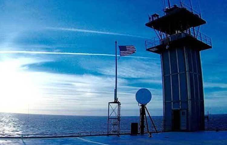 উত্তর ক্যারোলিনার বল্ডহেড আইল্যান্ডের দক্ষিণে ৩২ মাইল সমুদ্রের গভীরে মাথা উঁচিয়ে দাঁড়িয়ে রয়েছে এই হোটেলটি।