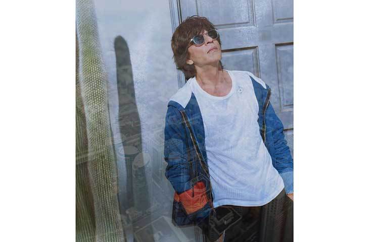 বলিউড বাদশা খ্যাত শাহরুখ খান ইনস্টাগ্রাম থেকে আয় করেন ৮০ লাখ থেকে ১ কোটি টাকা।