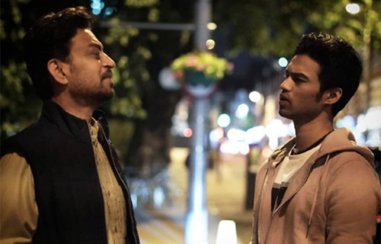 মুখোমুখি পিতা-পুত্র।