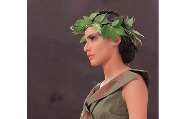 পোশাকে জেসিয়ার সুন্দর মন।