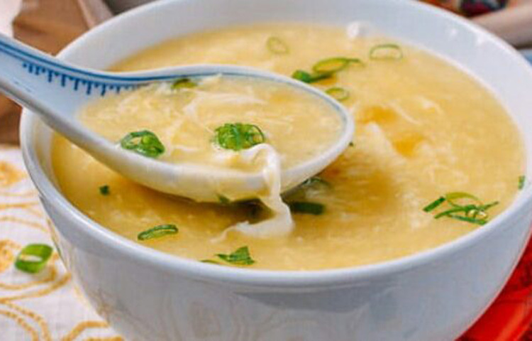 জন্ডিস থেকে সুস্থতার পথে স্যুপ ও বিভিন্ন তরল খাবার বেশি করে রাখুন খাবারের তালিকায়। ছবি: সংগৃহীত