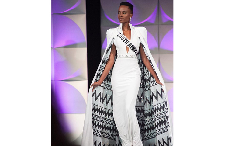 আফ্রিকার তসলো শহরে বসবাস করেন ২৬ বছর বয়সী তুনজি।