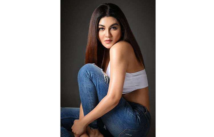 আজ জয়া তার ফেসবুক পেজে এই ছবি প্রকাশ করেছেন। ছবি: ফেসবুক