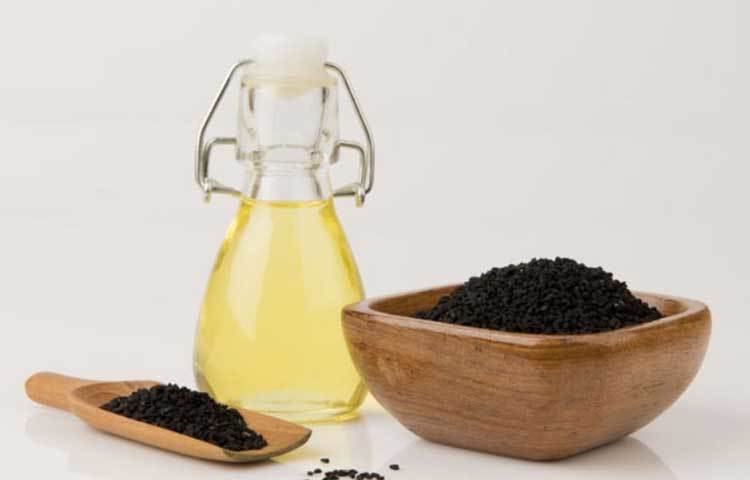 পেটের সমস্যা থাকলে কালো জিরে রাখুন মেনুতে। ভাজা কালো জিরে গুঁড়ো করে আধ কাপ দুধে মিশিয়ে খেলে তা পেটের সমস্যাকে দূরে রাখে।