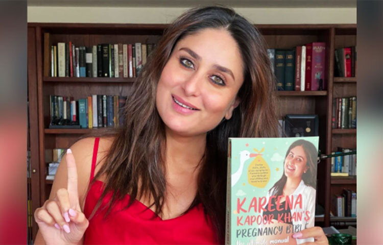 প্রতিটি ঘরের কোথাও না কোথাও বই রাখা থাকলেও আলাদা ভাবে তৈরি করা হয়েছে একটি লাইব্রেরি ঘর। ছবি: সংগৃহীত