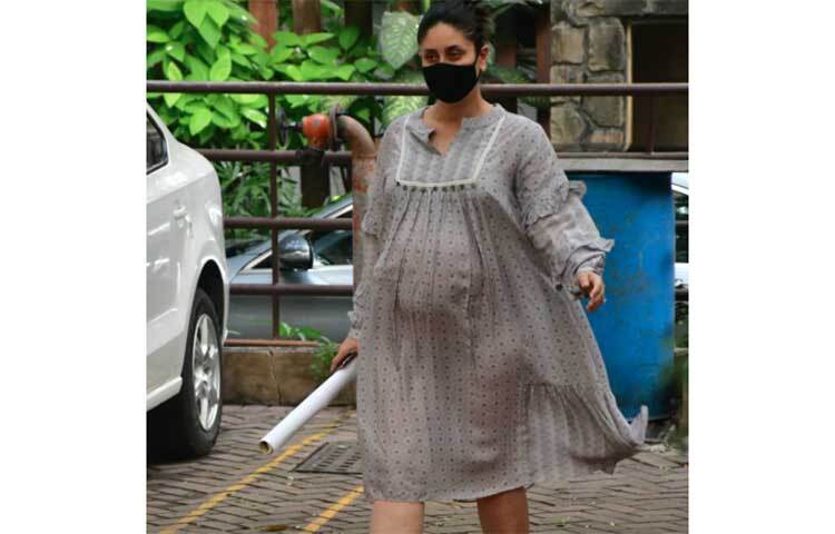 ছাপা পোশাকে সবার মন জয় করেছেন হবু মা কারিনা। ছবি: ইনস্টাগ্রাম