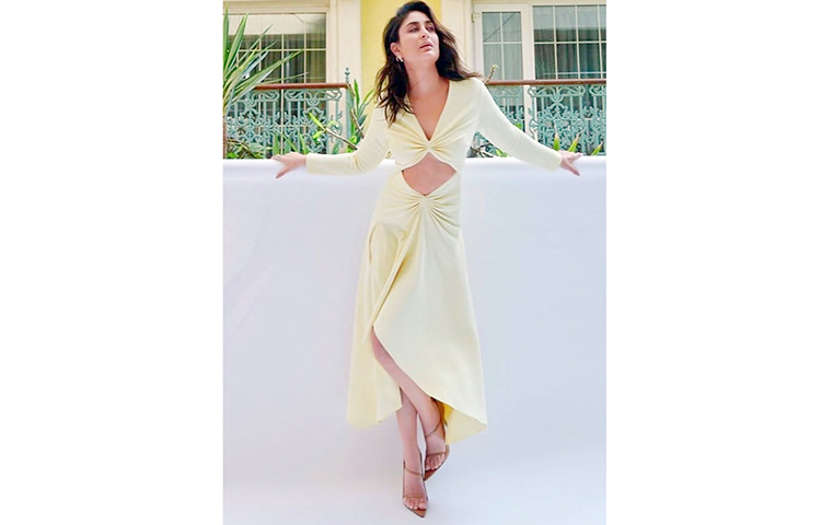 ‘গুড নিউজ-এর প্রমোশনে কিয়ারা আদবানি হাজির হলেও পাপারাজতির নজরে ছিলেন শুধুমাত্র কারিনা।