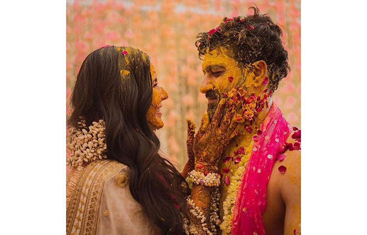 হলুদ দেয়ার পরে তাদের দেখে চেনা দায়। ছবি: সংগৃহীত