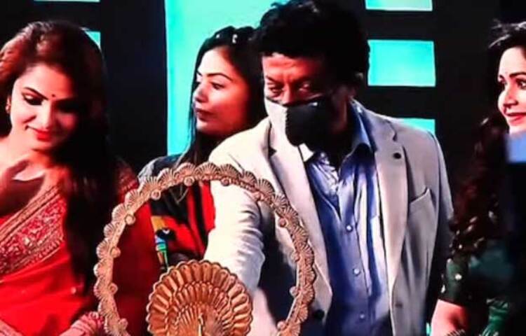 উদ্বোধনী অনুষ্ঠানে প্রখ্যাত পরিচালক গৌতম ঘোষ। ছবি: সংগৃহীত