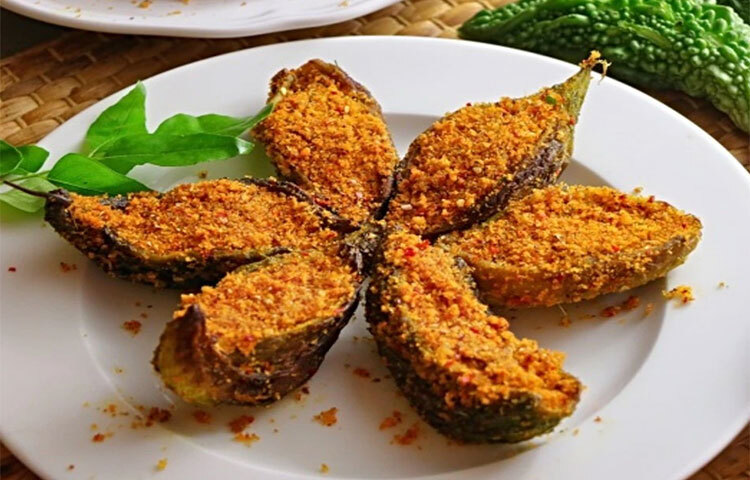 রোগ প্রতিরোধ ক্ষমতা বাড়ায়: করলাতে থাকা ভিটামিন সি শরীরের রোগ প্রতিরোধ ক্ষমতা বাড়ায় ও শরীরকে সুস্থ রাখে। ছবি: সংগৃহীত